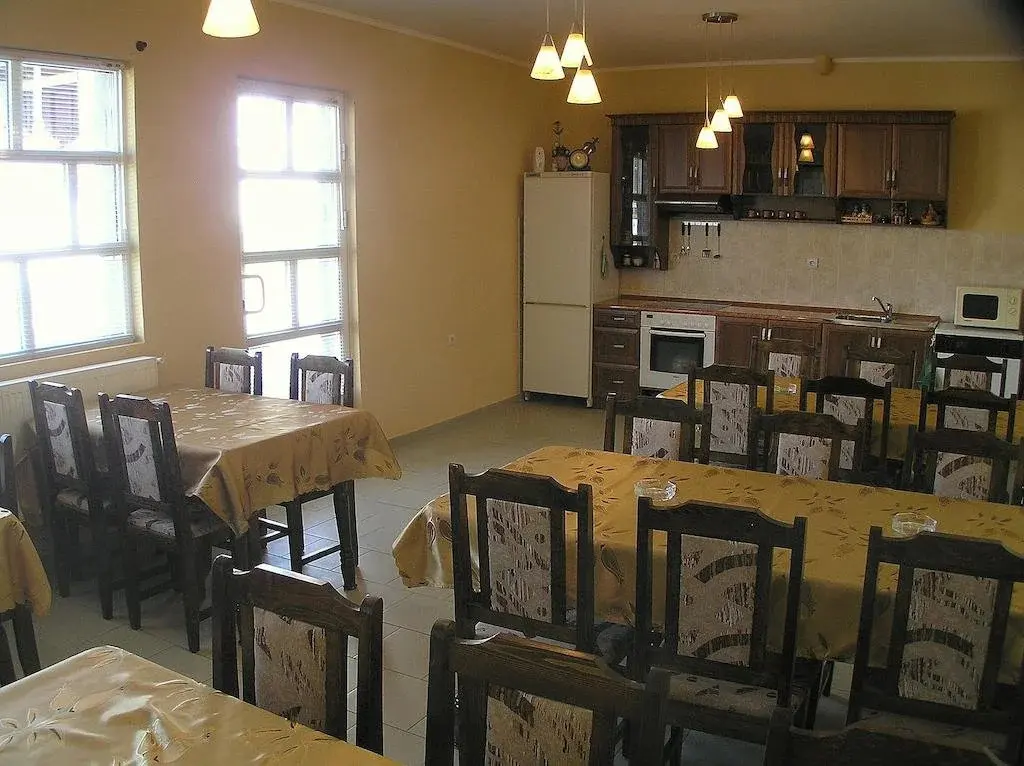 Калофер: Karadzhovy Guest House
