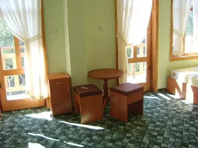 Варна: Hotel Voynikov