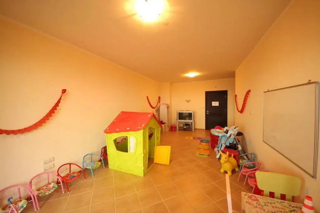 Царево: Menada Rocamar Apartments