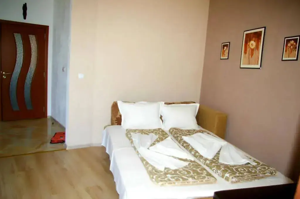 Созополь: Sea View Apartment