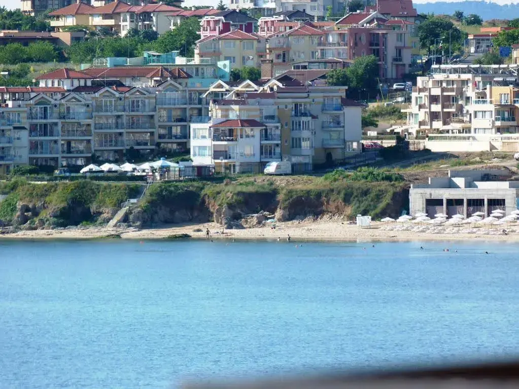 Созополь: Sea View Apartment