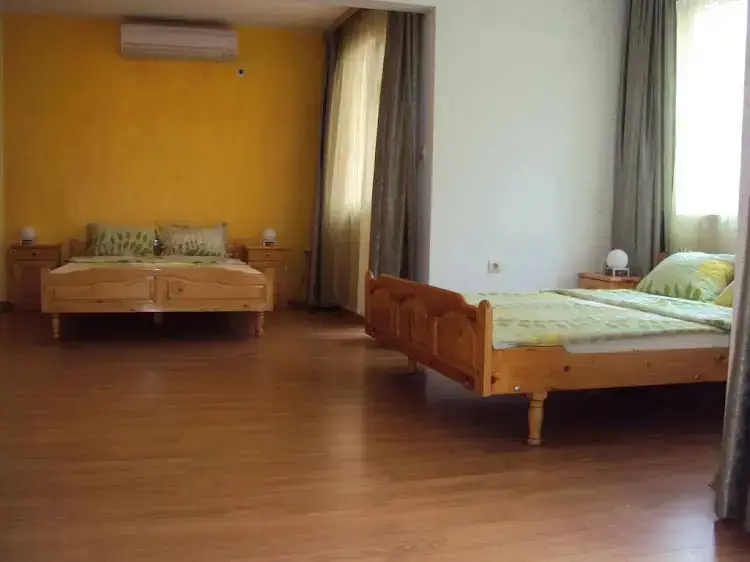 Несебр: Guest House Villa Roza
