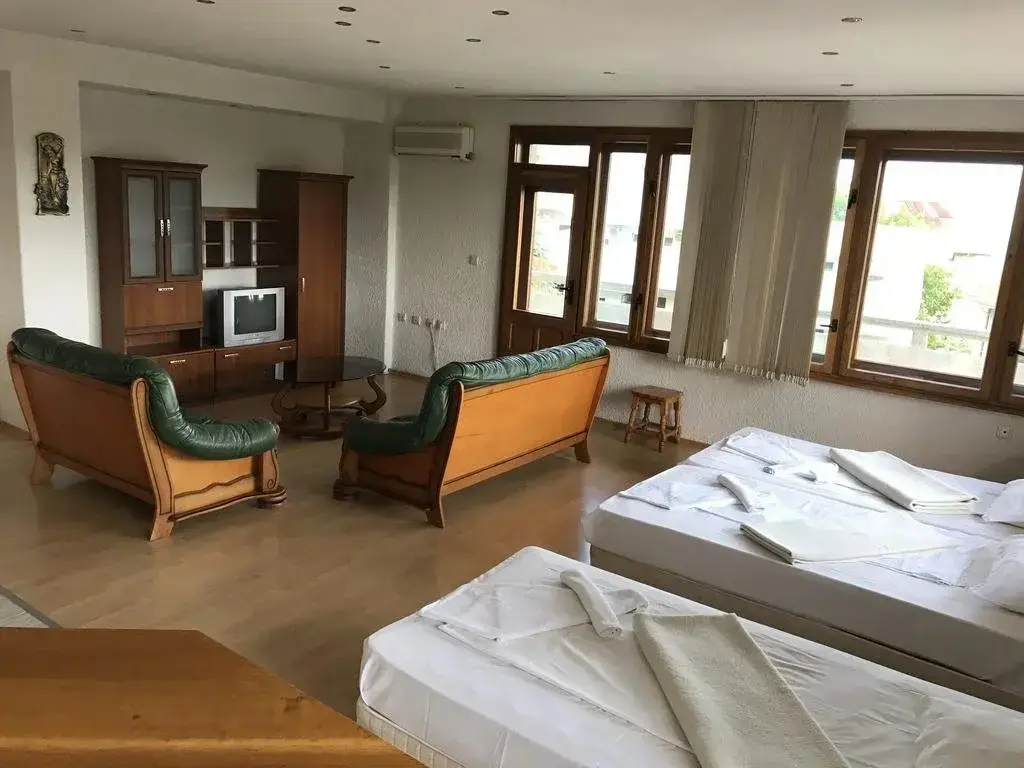 Бяла: Hotel Moskoiani