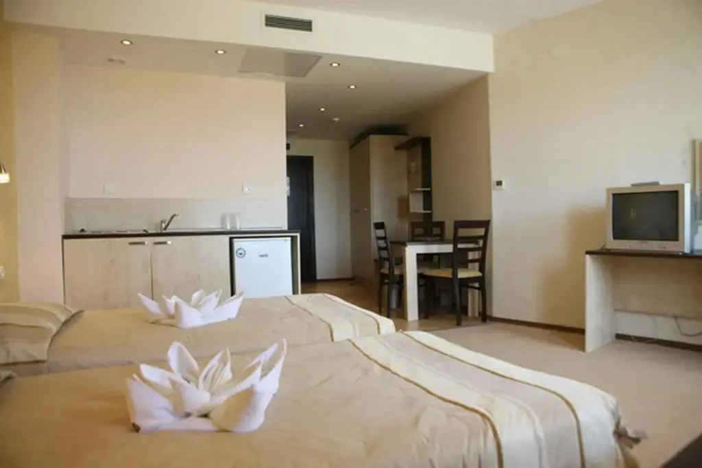 Обзор: Studio in Casablanka