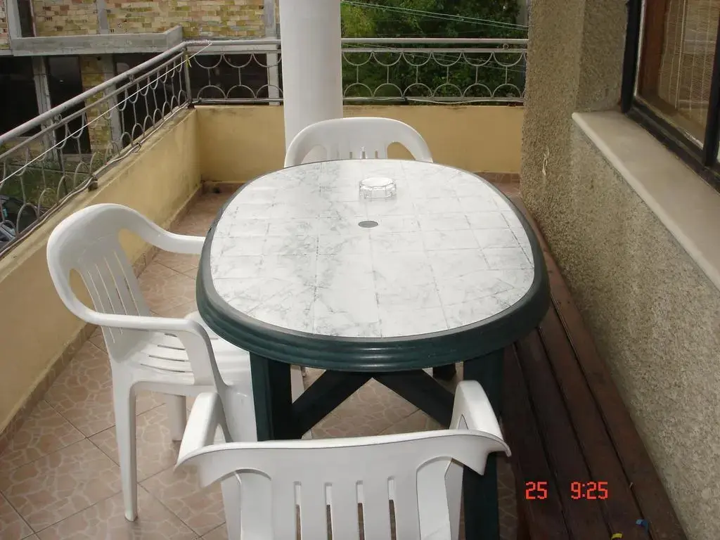 Черноморец: Guest House Stamovi