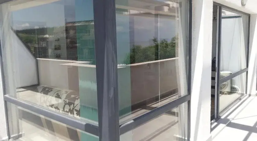 Созополь: Azur Apartments