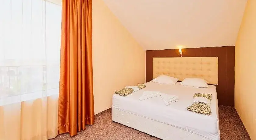 Поморие: Peneka Hotel