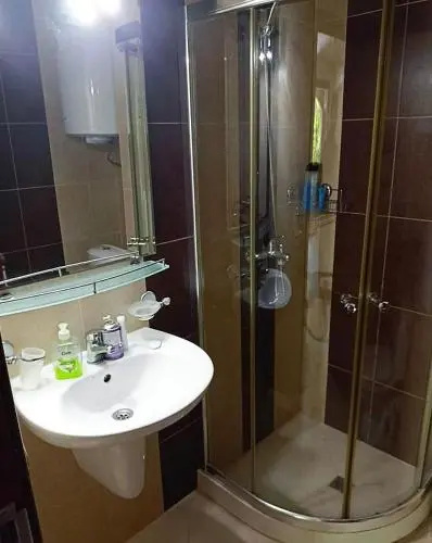 Солнечный берег: Cascadas Studio
