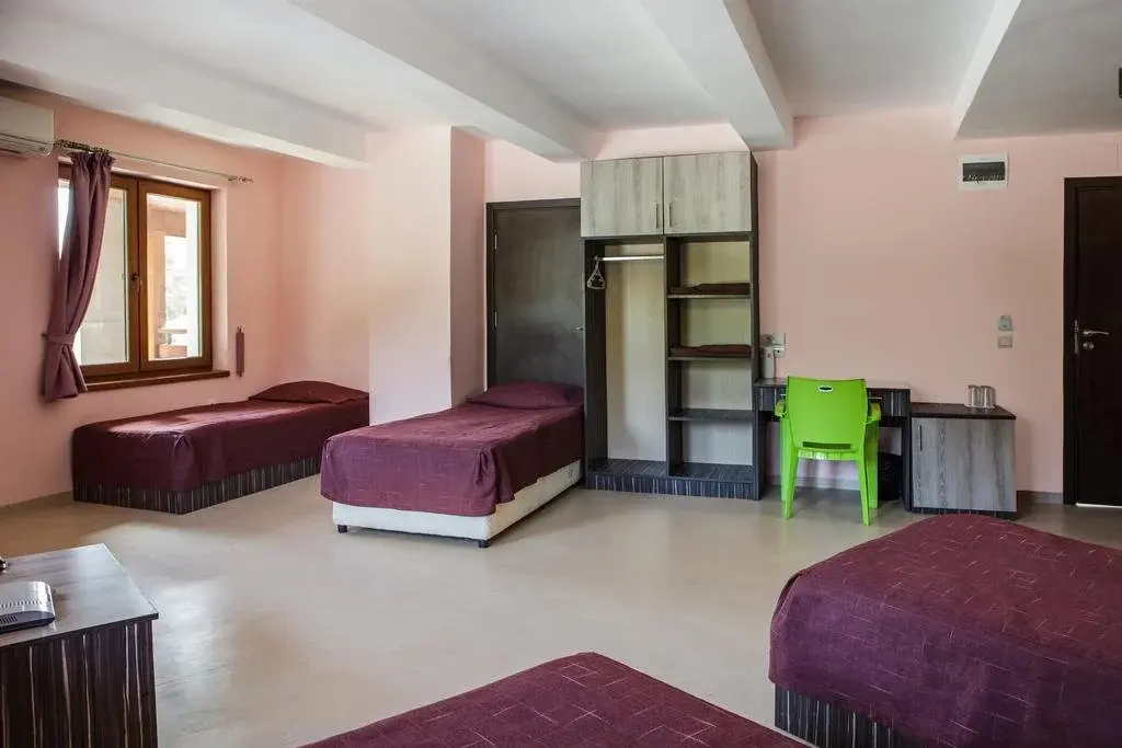 Варна: Family Hotel Kipra