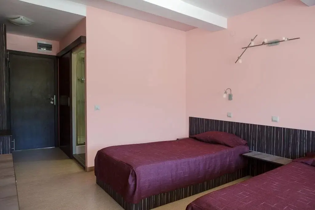 Варна: Family Hotel Kipra