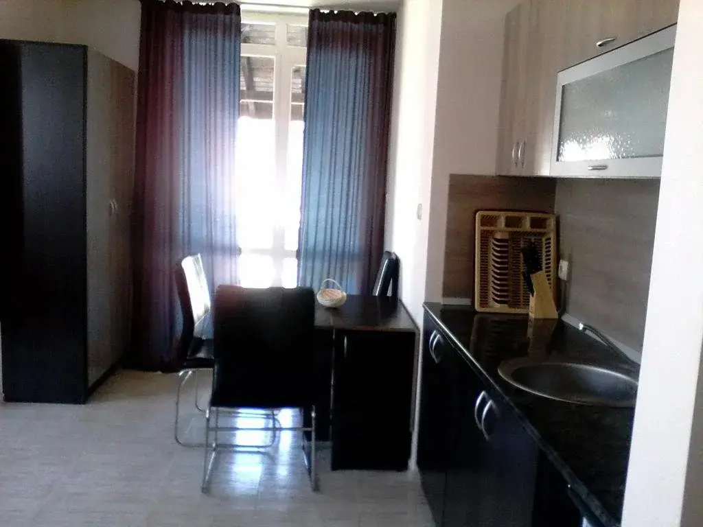 Солнечный берег: Santa Sofia Apartcomplex