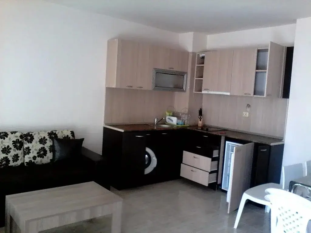 Солнечный берег: Santa Sofia Apartcomplex