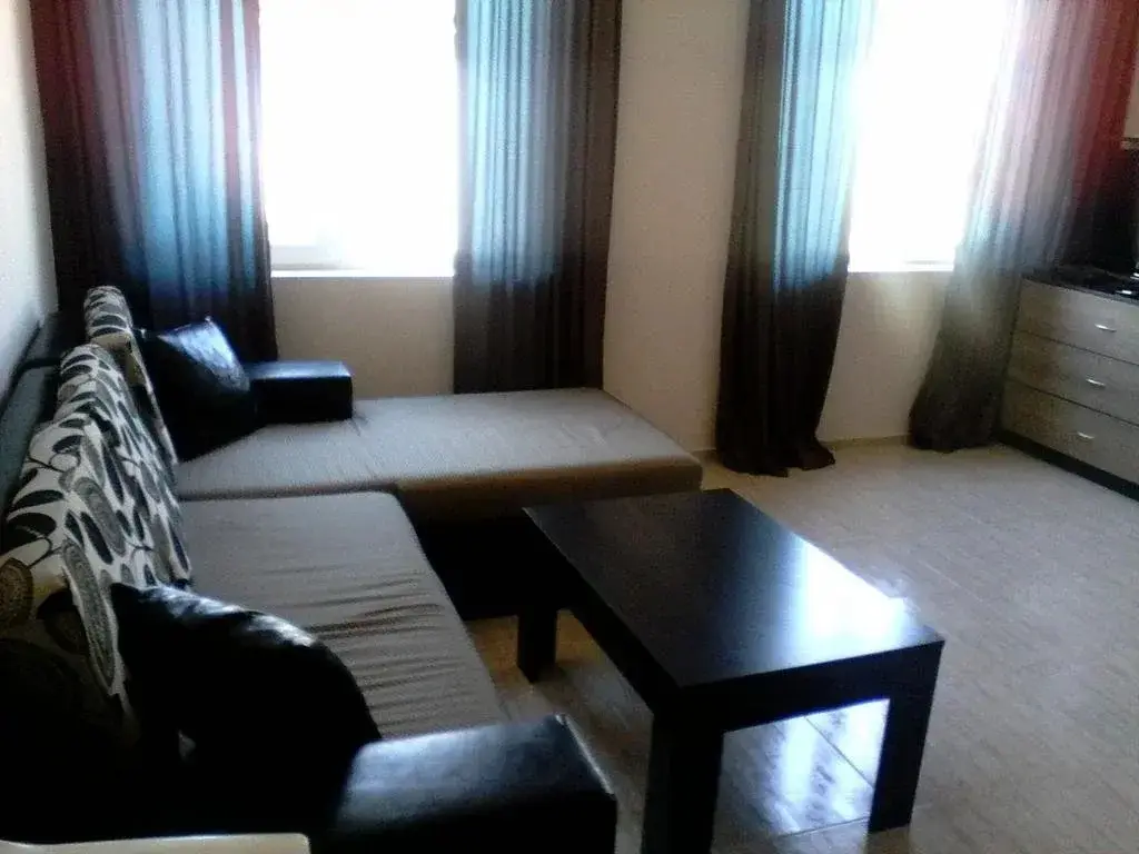 Солнечный берег: Santa Sofia Apartcomplex