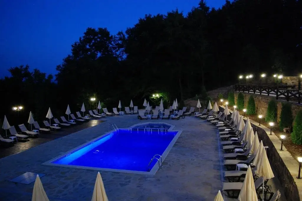 Велико Тырново: Minotel Rashev