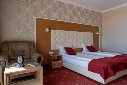 Огняново: Hotel Paradise