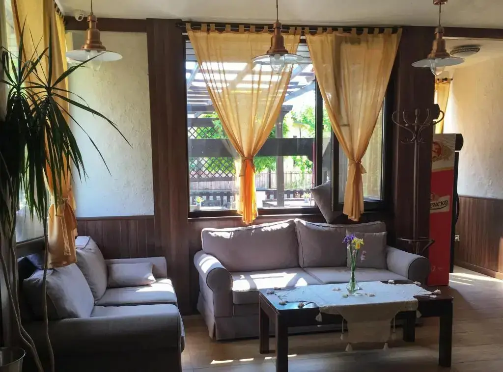 Мандрица: Hotel Bukor Shtepi Magnolia
