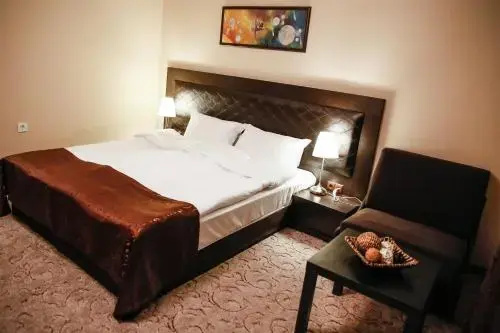 Марчево: Einstein House & Spa