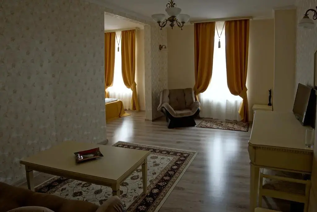 Хисаря: Villa Paris