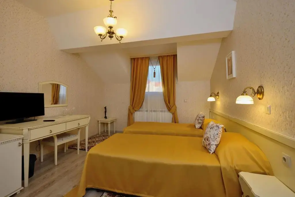 Хисаря: Villa Paris