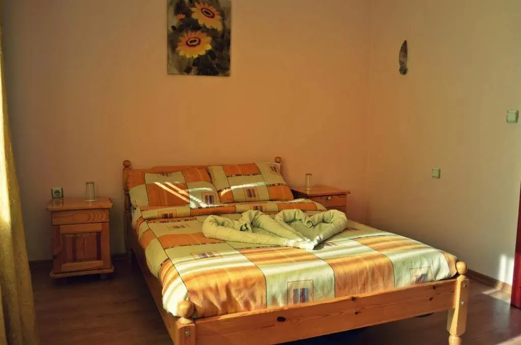 Баня: Hotel Kraipaten Rai