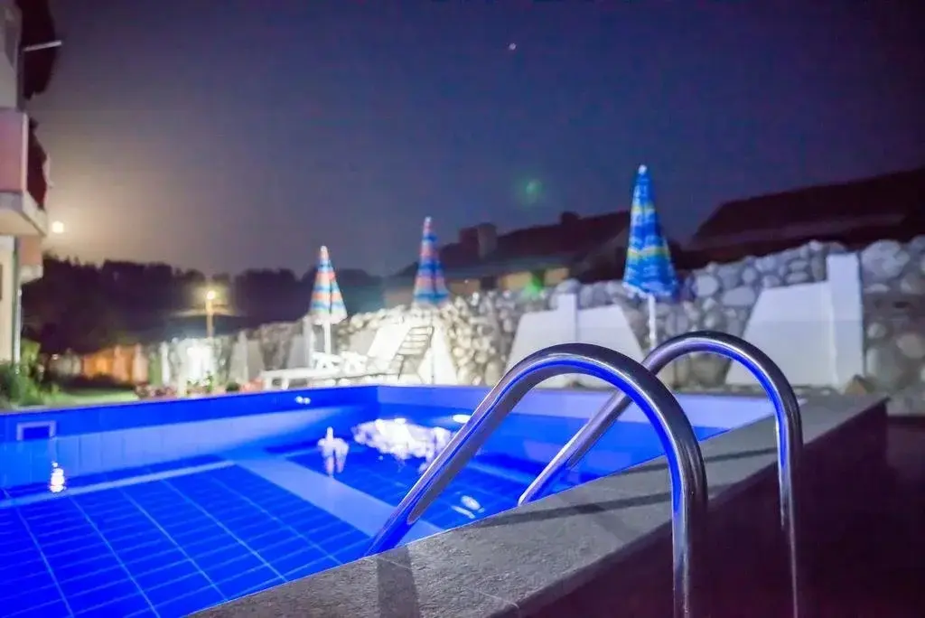 Баня: Hotel Kraipaten Rai
