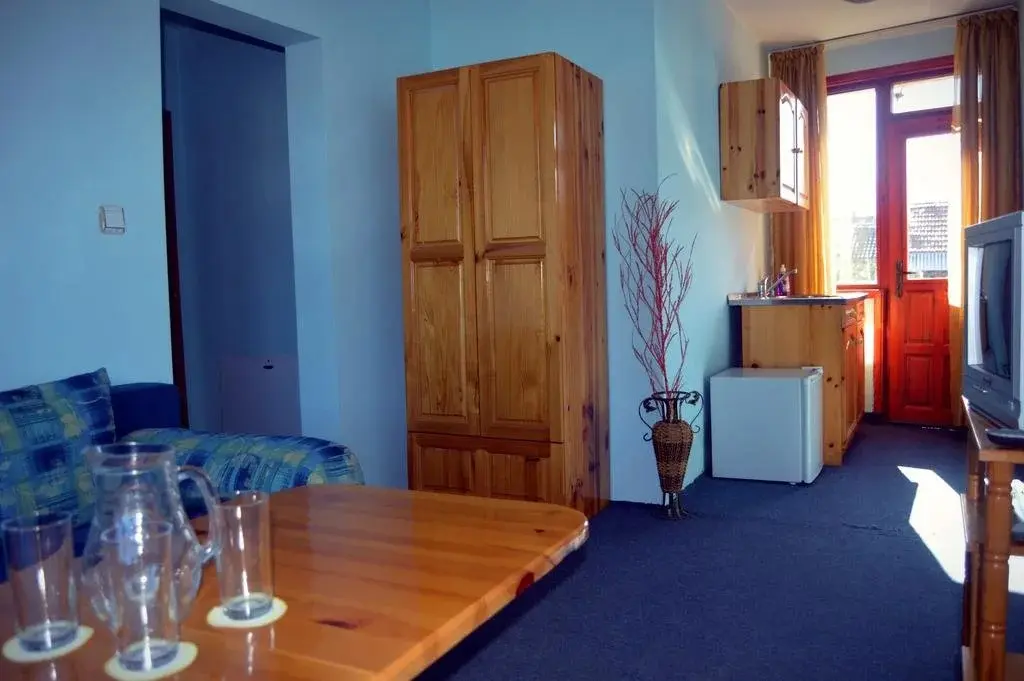 Баня: Hotel Kraipaten Rai