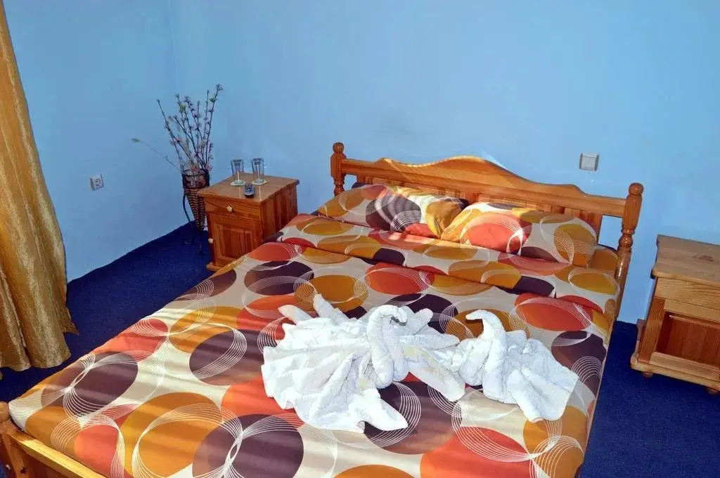Баня: Hotel Kraipaten Rai
