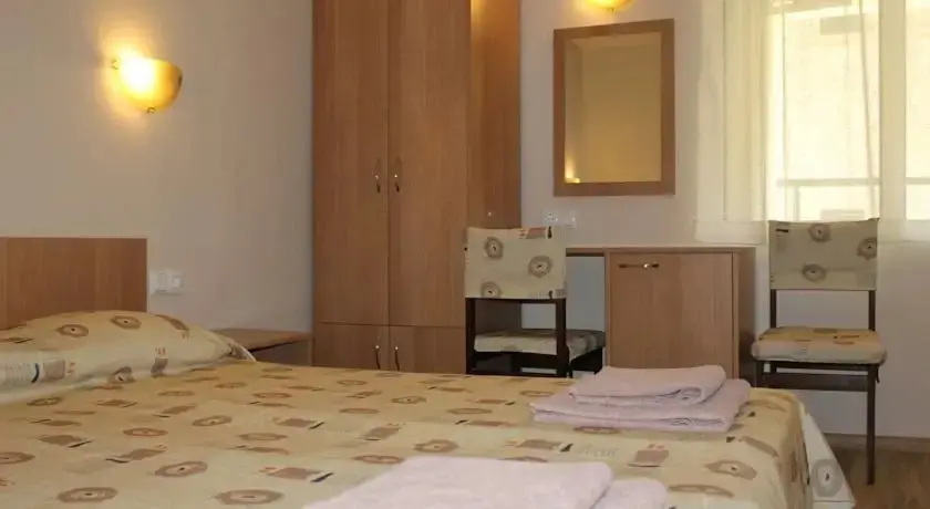 Созополь: Hotel Radik