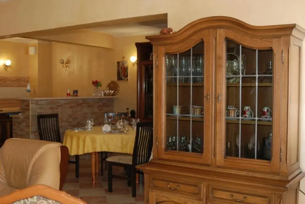 Каварна: Guest House Italia