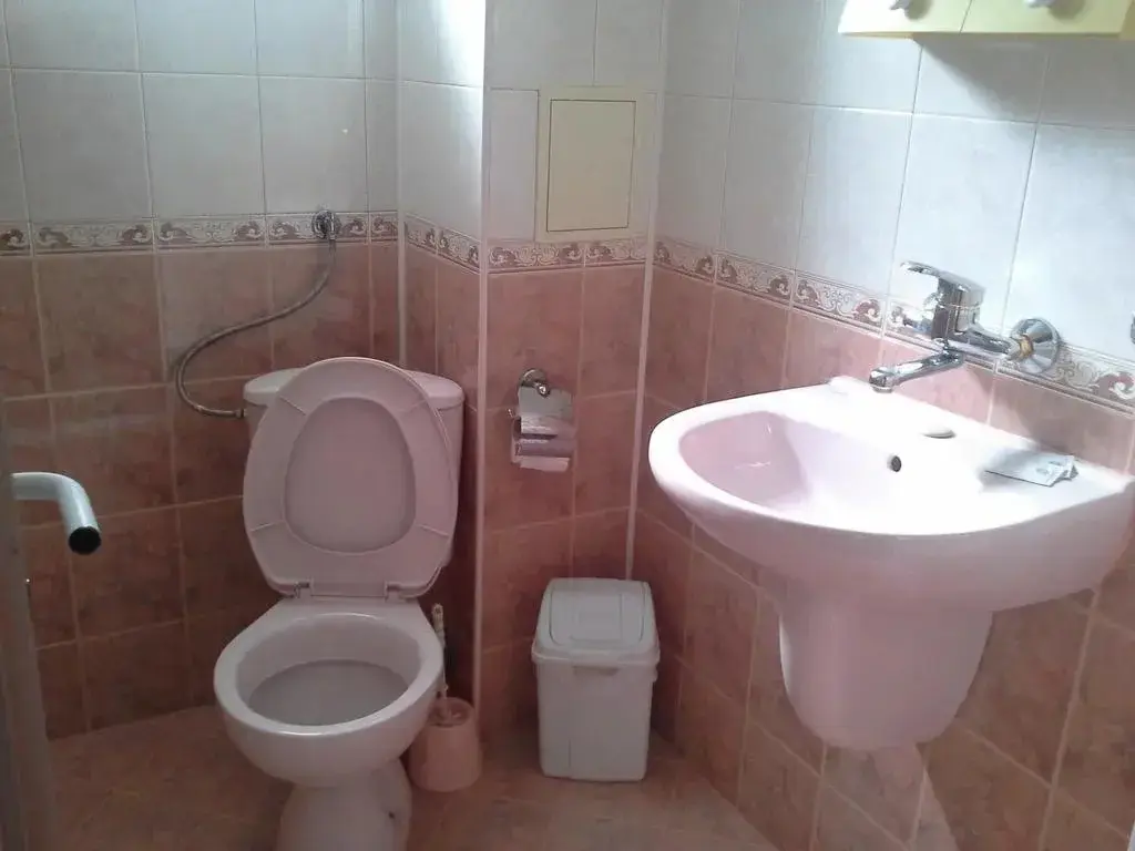 Китен: Guest House Dani
