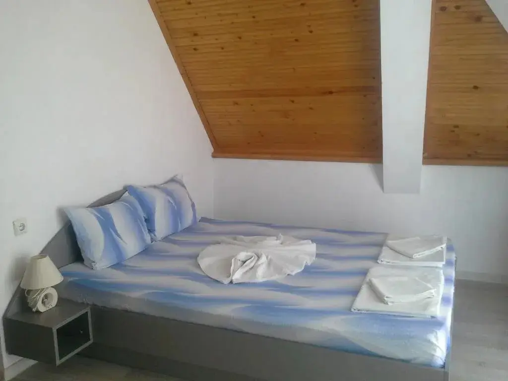 Китен: Guest House Dani