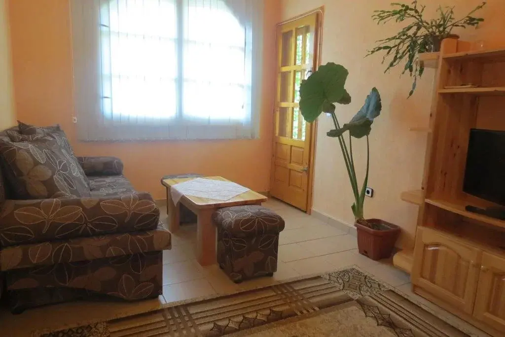 Сапарева баня: Guest House Gyuviyski