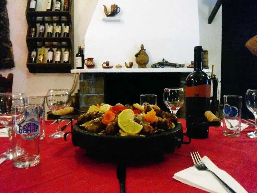 Чепеларе: Family Hotel Feniks