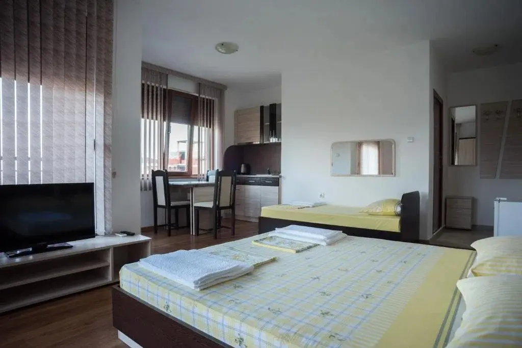 Приморско: Guest House Georgievi