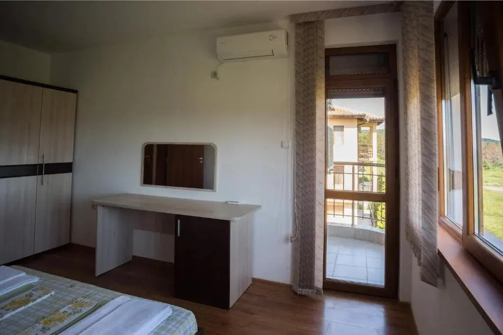 Приморско: Guest House Georgievi