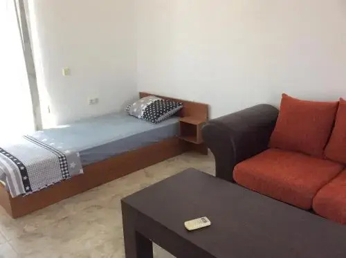 Несебр: Cherno More Apartment