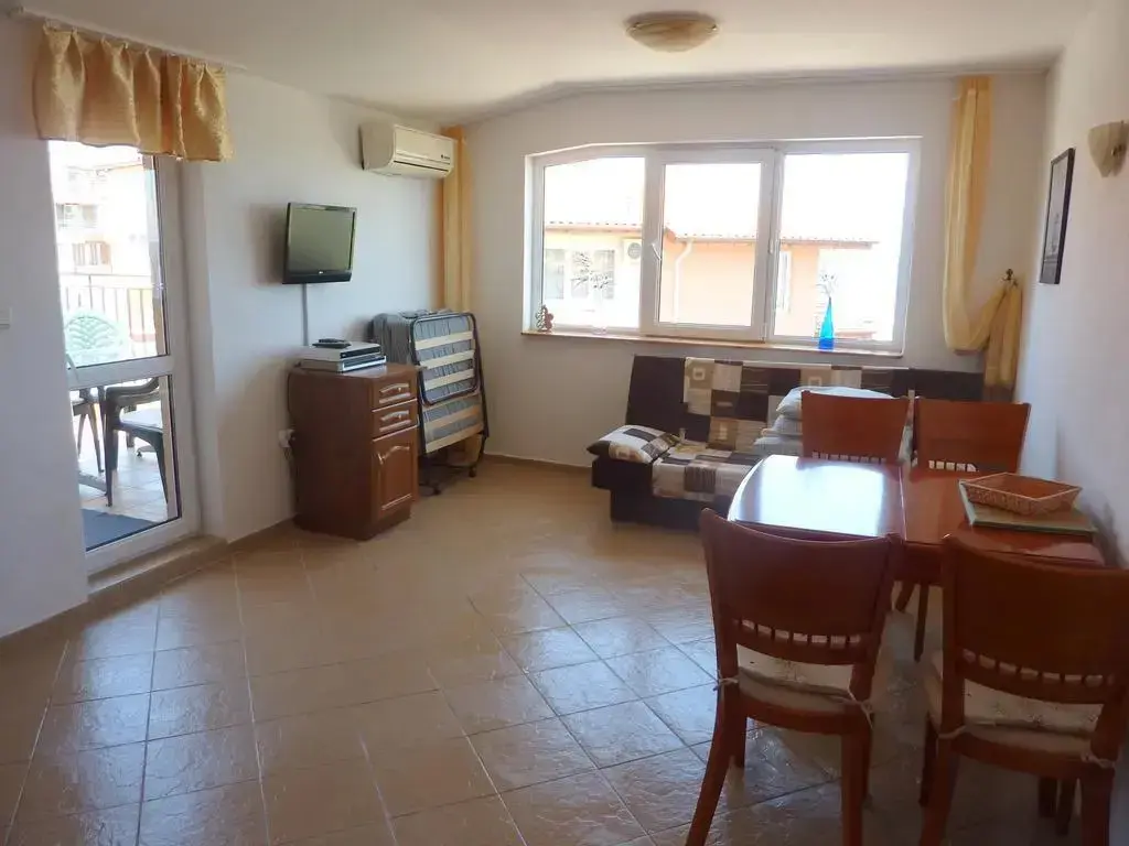 Созополь: Villa Izgrev Apartments