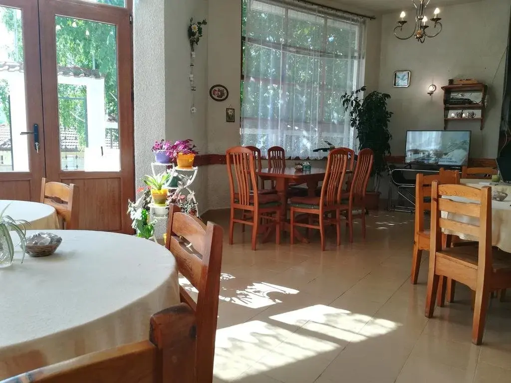 Кранево: Guest House Orfey
