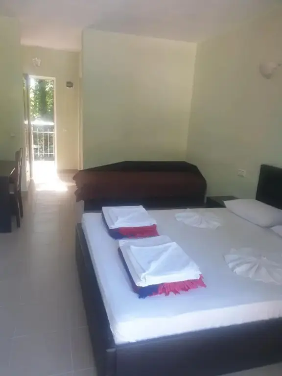 Китен: Hotel Maria