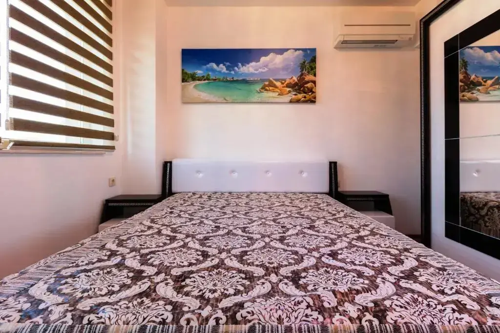 Солнечный берег: Boutique Apart Hotel Versis