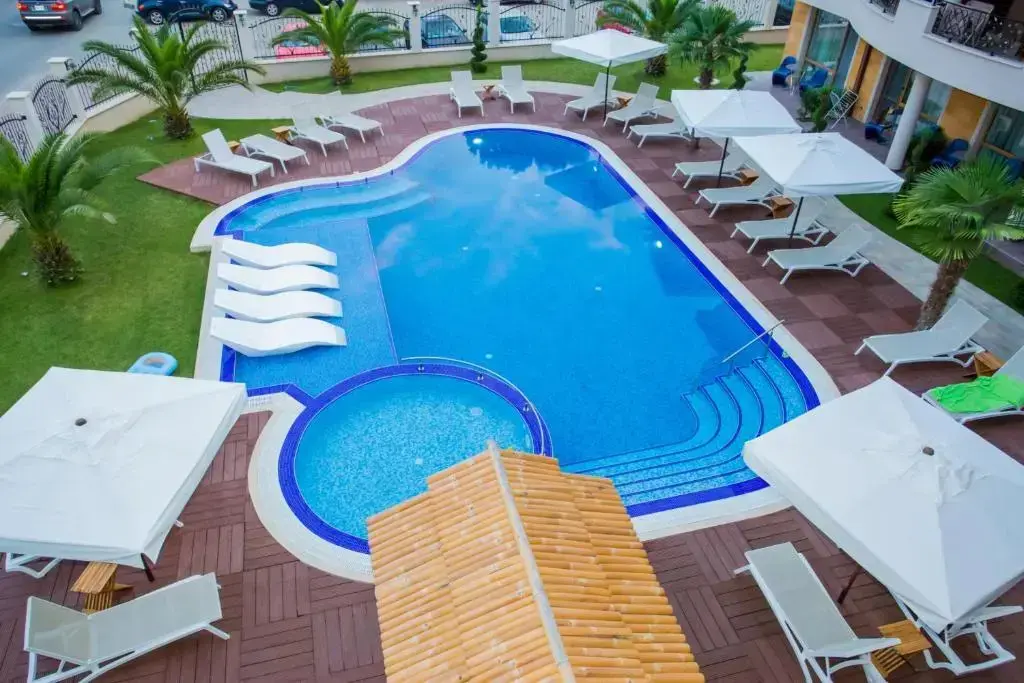 Солнечный берег: Boutique Apart Hotel Versis