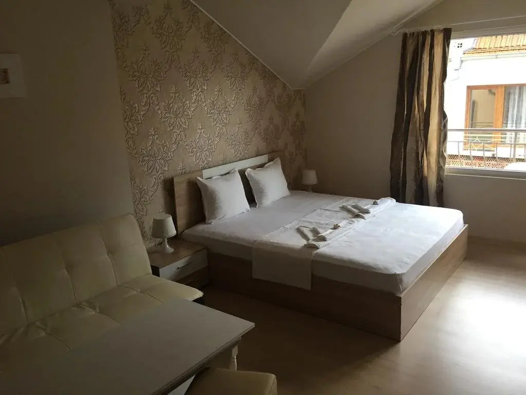 Несебр: Guest House Gloria