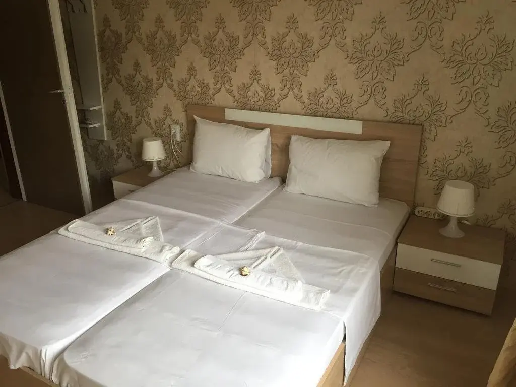 Несебр: Guest House Gloria