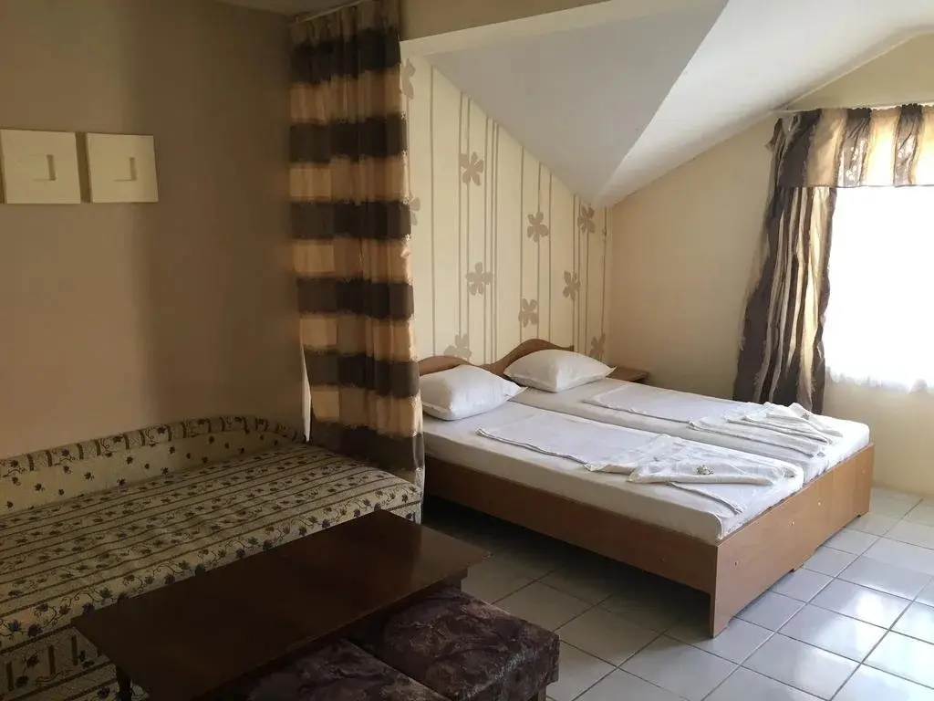 Несебр: Guest House Gloria