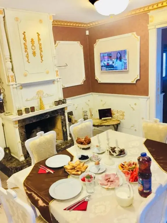 Шумен: Guest House "Versailles"