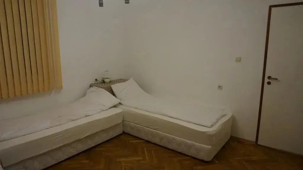 Сапарева баня: Guest House Simona