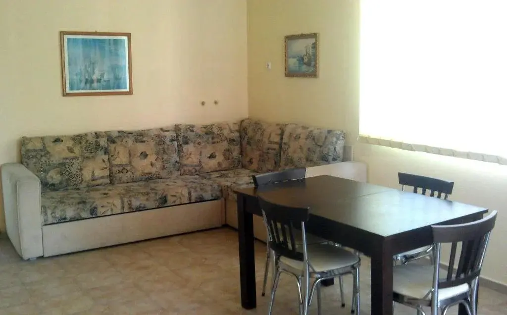 Созополь: Guest House Polikseni