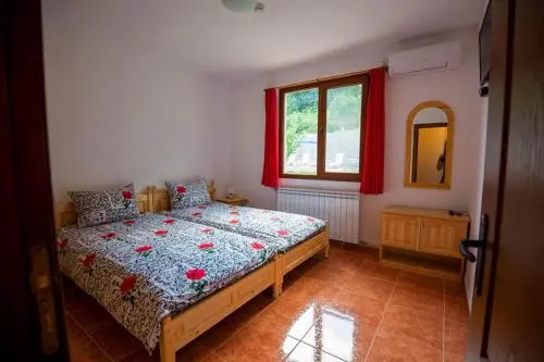 Боровец: Guest House Tandov