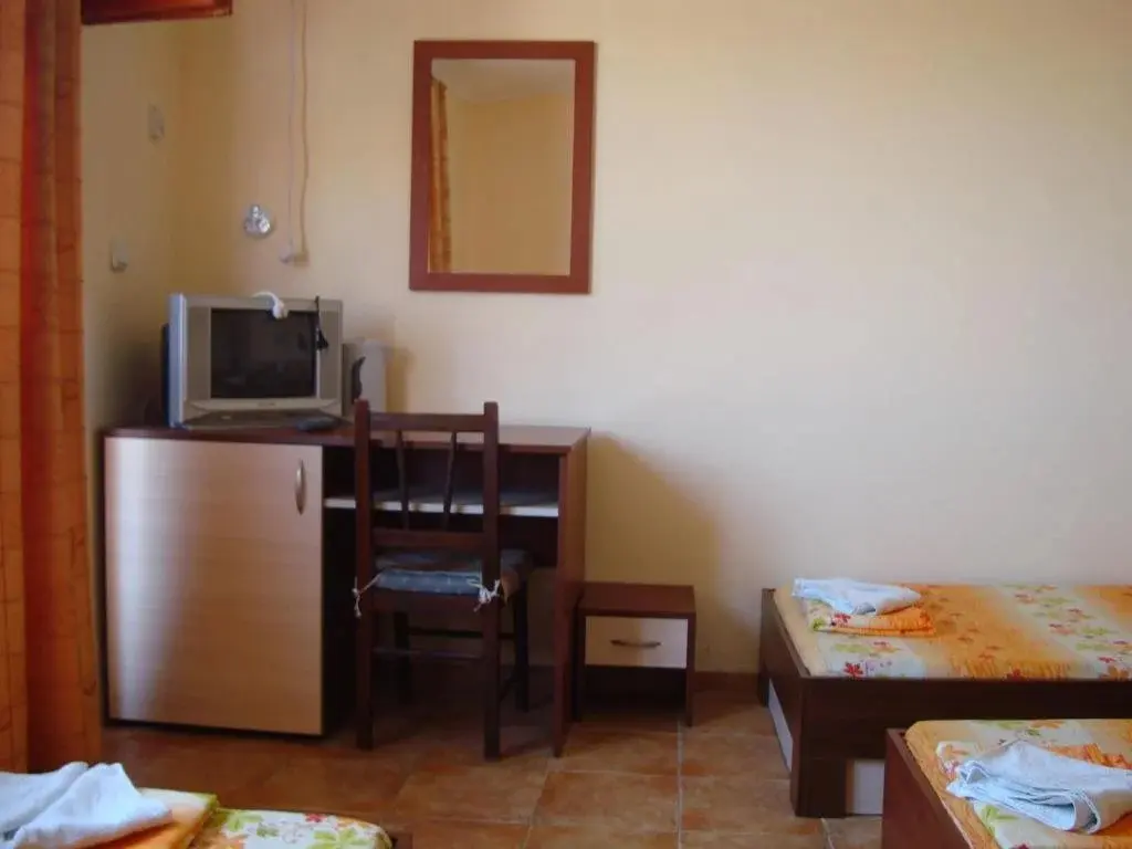 Равда: Guest House Alberto