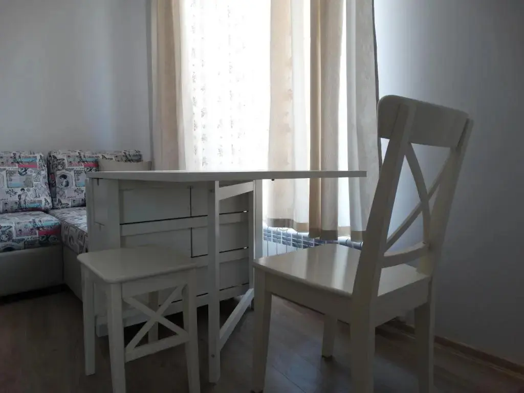 Добрич: Apartment Retro